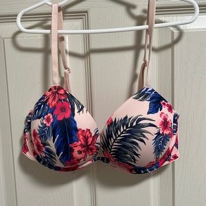 Pink by victoria’s secret floral push up bra
